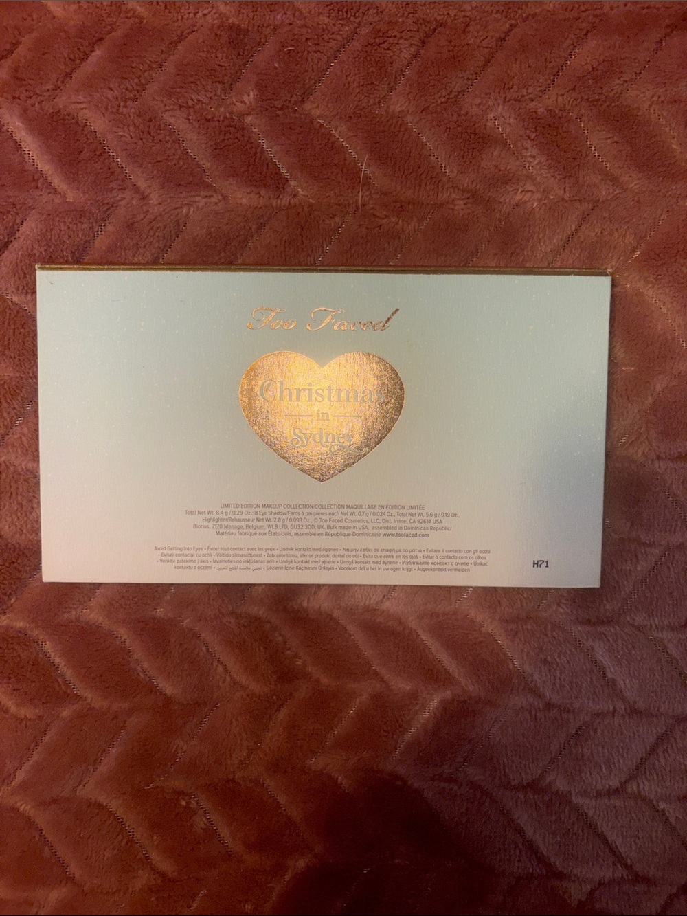 Too Faced ~ Christmas in Sydney Eyeshadow Palette - Picture 2 of 5